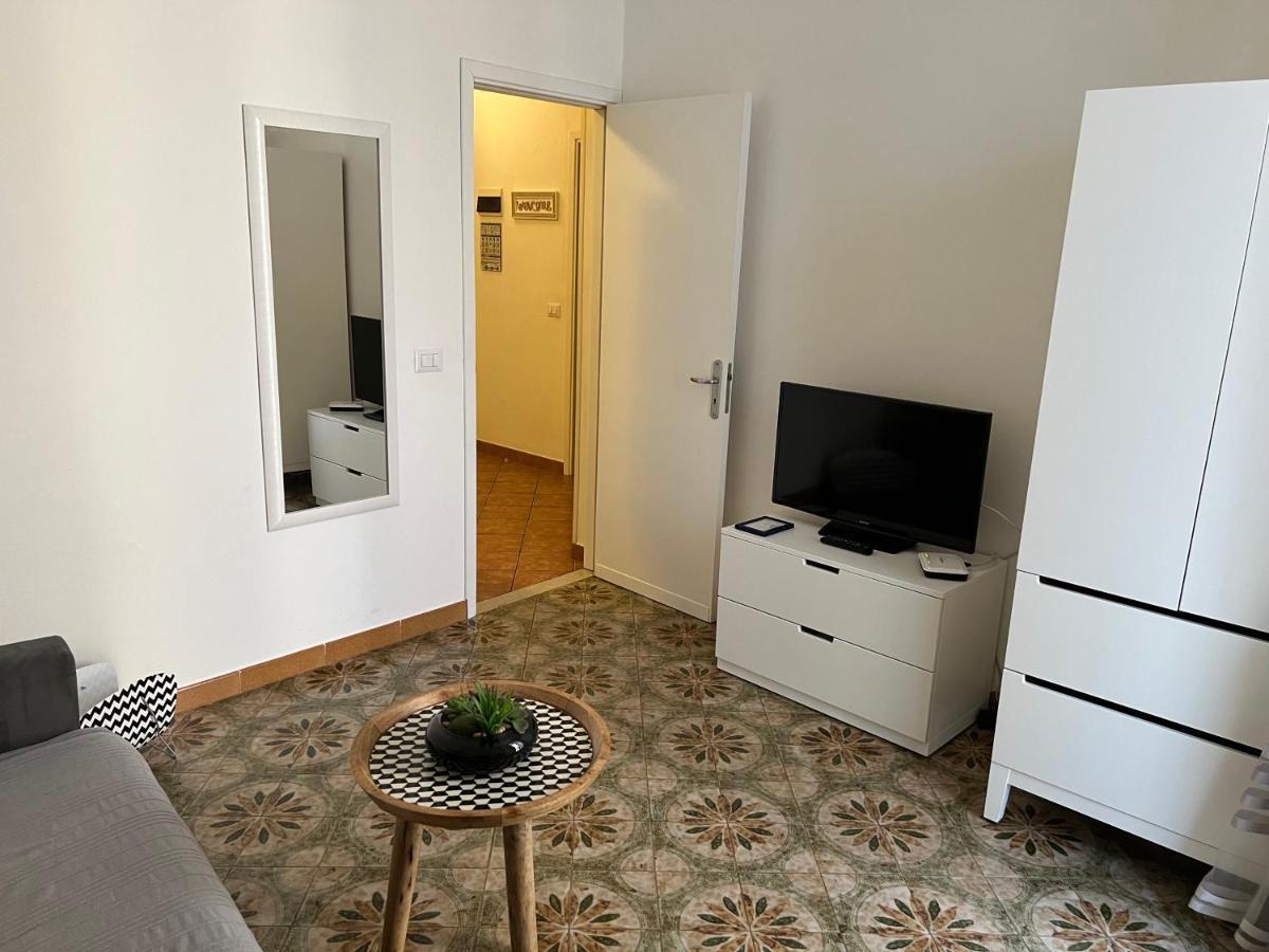 Casa Jelena Apartment เชฟาลู ภายนอก รูปภาพ